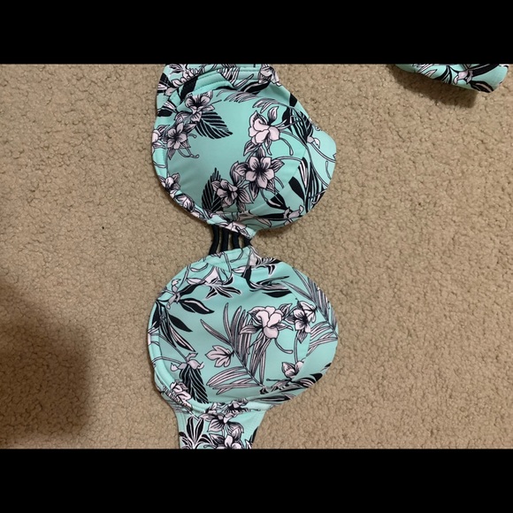 bikini set - Picture 7 of 10